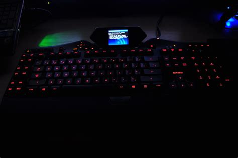 KENYSL.com: Logitech G19s LCD Gaming Keyboard Review