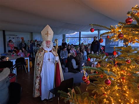 Der Nikolaus Zu Besuch Bei Den Kindern Am Teich Stadt Sinzig