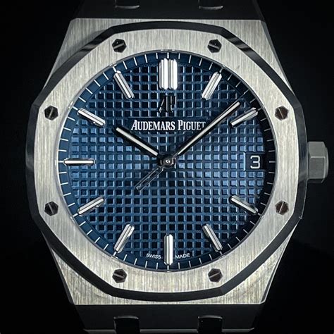 Audemars Piguet Royal Oak Selfwinding St Blue Dial Full