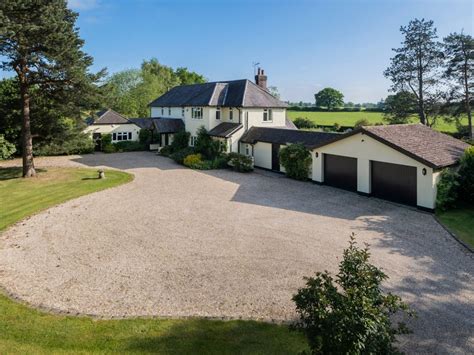 6 Bed Detached House For Sale In Davenport Lane Mobberley Knutsford