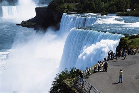 air terjun niagara - QuickSTART Indonesia