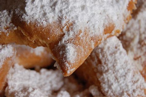 How to Pronounce 'Beignet' Like a New Orleanian