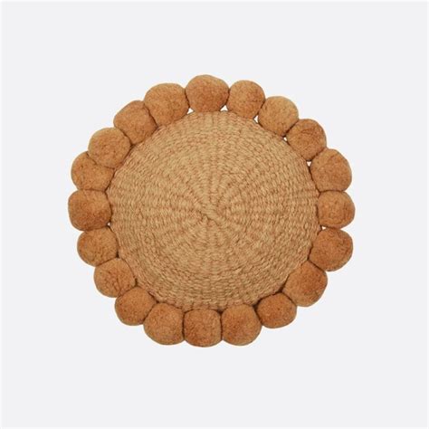 Mini Coussin Rond Pompons Ocre Coussin Ethnique Finca Home