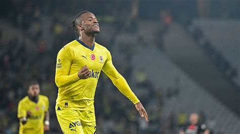 Galatasaray ın Yeni Transferi Michy Batshuayi den Fenerbahçe ve