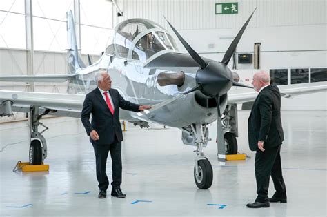 Brasil E Portugal Firmam Acordo Para Fabricar Avi O Super Tucano