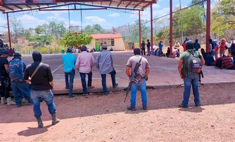 Forman Pueblos Autodefensa Contra El Narco En La Sierra De Guerrero