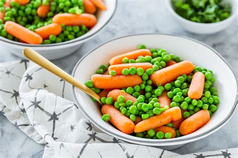 Quick and Easy Peas and Carrots Recipe