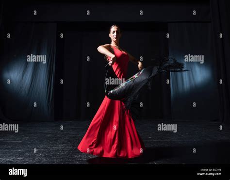 Typical flamenco dancer Fotos und Bildmaterial in hoher Auflösung Alamy