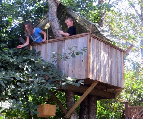 How to Build a Treehouse - Instructables