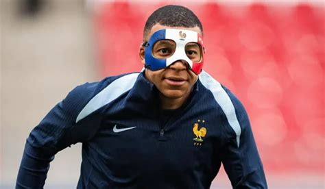 Kylian Mbapp Pide Multimillonaria Indemnizaci N Al Psg