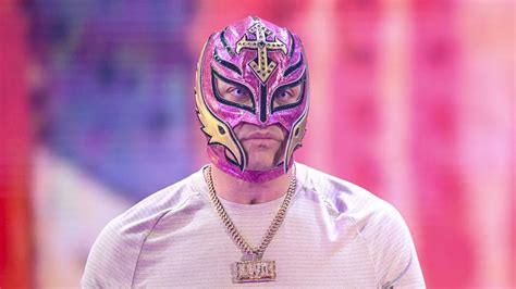 Rey Mysterio Re Signe Aussi Avec La WWE Catch Newz