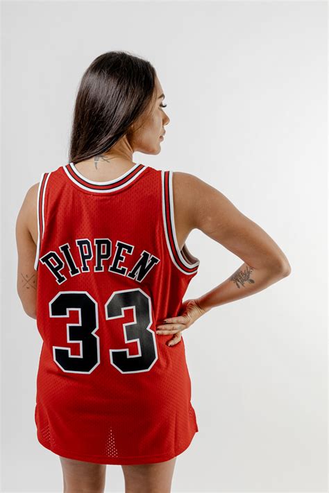 Scottie Pippen 97 98 Hardwood Classic Swingman NBA Jersey Stateside