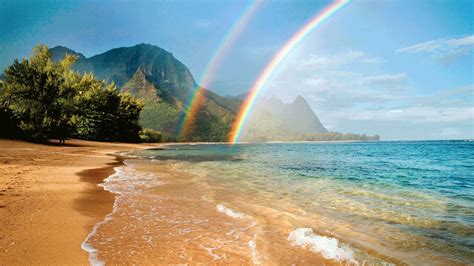 Best place to honeymoon in Hawaii? 💕 | Honeymoon Romantic Travels