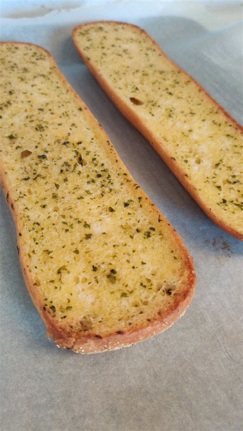 Delicious Aldi Garlic Bread : r/aldi