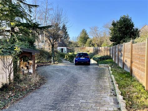 Fontenay les Briis Charmante maison de 7 pièces et sous sol total avec