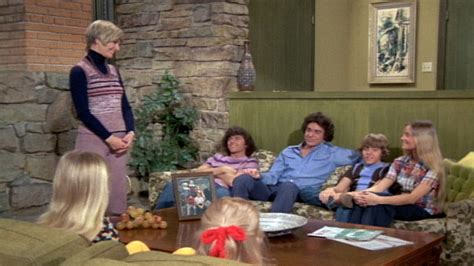 Watch The Brady Bunch Season 5 Episode 17 The Brady Bunch Welcome