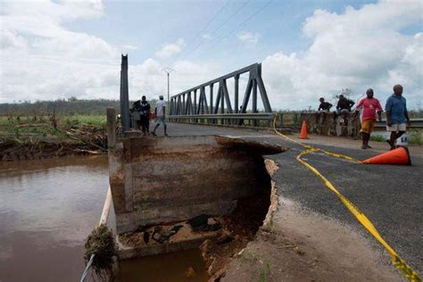 Cyclone devastates the island nation of Vanuatu - The Globe and Mail