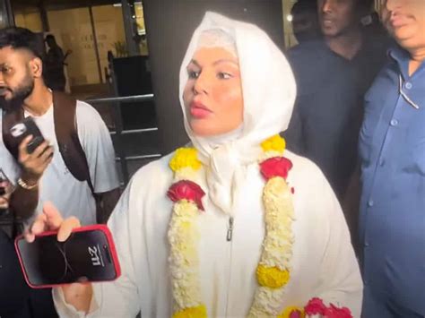 Rakhi Nahi Fatima Bulao Rakhi Sawant To Media After Umrah