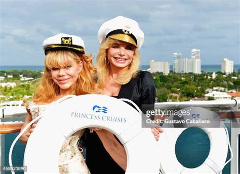 The Love Boat Cast Photos and Premium High Res Pictures - Getty Images