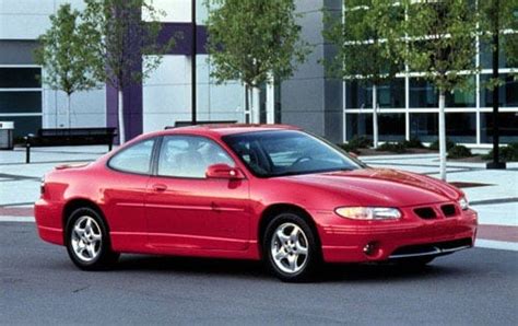 Used 2002 Pontiac Grand Prix Coupe Review | Edmunds