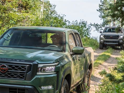 2023 Nissan Frontier: 158 Exterior Photos | U.S. News