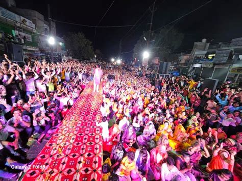 Baba Khatu Shyams Court Decorated In Karaira करैरा में सजा बाबा खाटू श्याम का दरबार Dainik