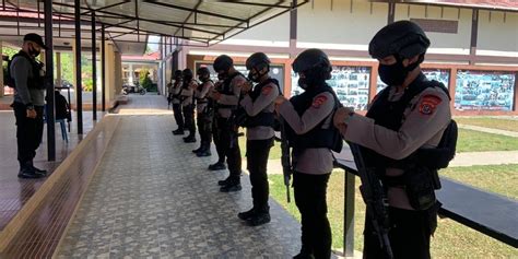 Detasemen Gegana Melaksanakan Latihan Guna Tingkatkan Kemampuan