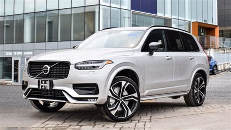 Volvo Xc Choosing The Right Trim Autotrader