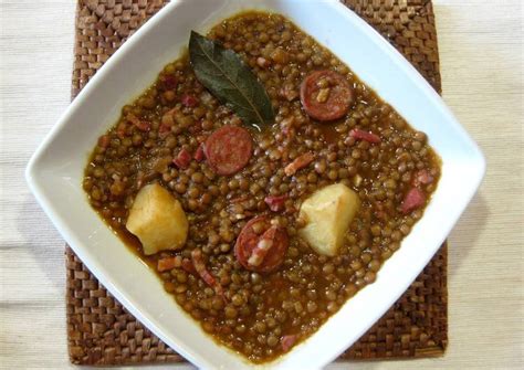 Lentejas con chorizo jamón y patata Receta de Cocineradecuchara1996