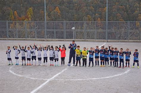 CALCIO GIOVANILE IL PREMANA FERMA GLI UNDER 10 DEL BALLABIO BIANCA