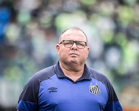 Confira a provável escalação do Santos para enfrentar o Bragantino