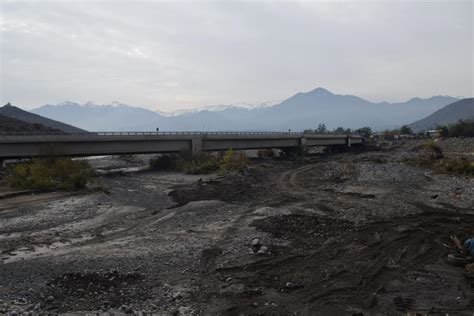 CNR impulsa la rehabilitación de canales de la precordillera del río