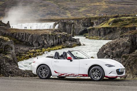 Im Cabrio über Island Der neue Mazda MX 5 MR GOODLIFE