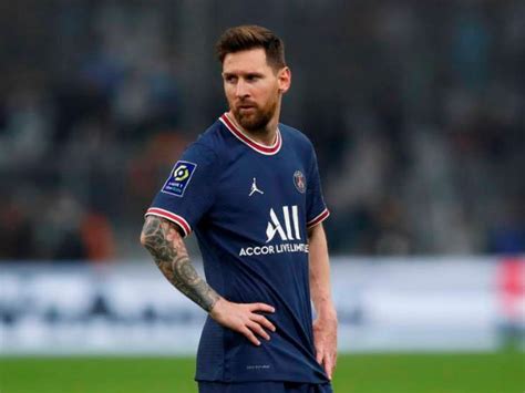 Hampir Pulih Lionel Messi Diperkirakan Masih Absen Di Laga Psg Vs