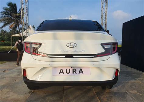 Top Cng Cars In India Under Rs Lakh Hyundai Aura To Wagon R