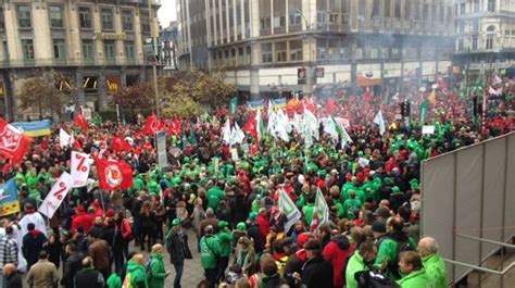 Manifestants Bruxelles Violents Incidents Porte De Hal