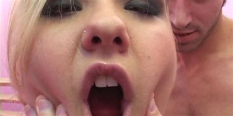 Trash Talkin Aubrey Addams Gives Porn A Whirl Tnaflix