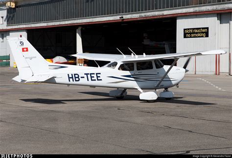 Hb Tee Cessna S Skyhawk Sp Alpaviation Alexandre Fazan Jetphotos