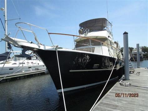 Hatteras Lrc For Sale Trawlers Black Powder Curtis