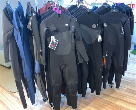 Cómo ponerse un traje de neopreno Blog Mundo surf