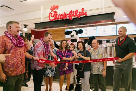 Oʻahus First Chick Fil A Location Opens At Ala Moana Hawaii Public