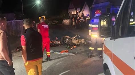 Două motociclete s au ciocnit Tânăr de 18 ani mort într un accident