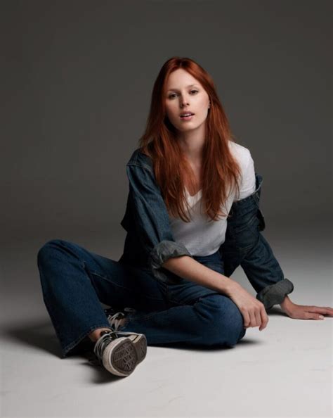 4 Hot Sexy Gabriella Girardi Bikini Pics