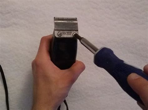 How to Clean and Sharpen your Wahl Hair Clippers - iFixit Repair Guide