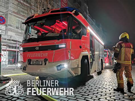 Berliner Feuerwehr On Twitter Update Der Brand Ist Gel Scht M