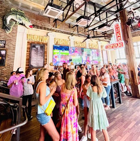 Nashville Girls' Trip: 3-Day Itinerary + Best Things to Do