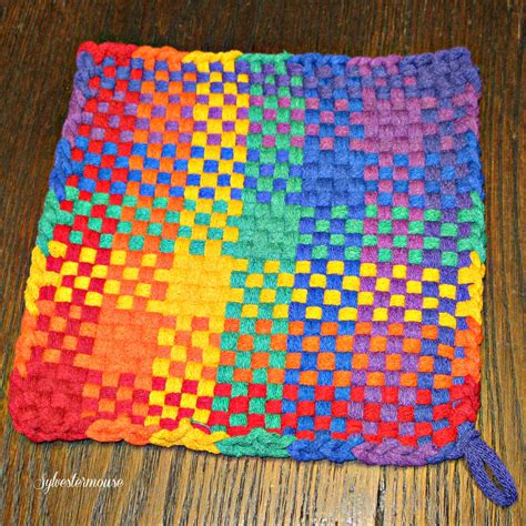 Potholder Pro Looms How To Make Large Potholders Crafters Kingdom