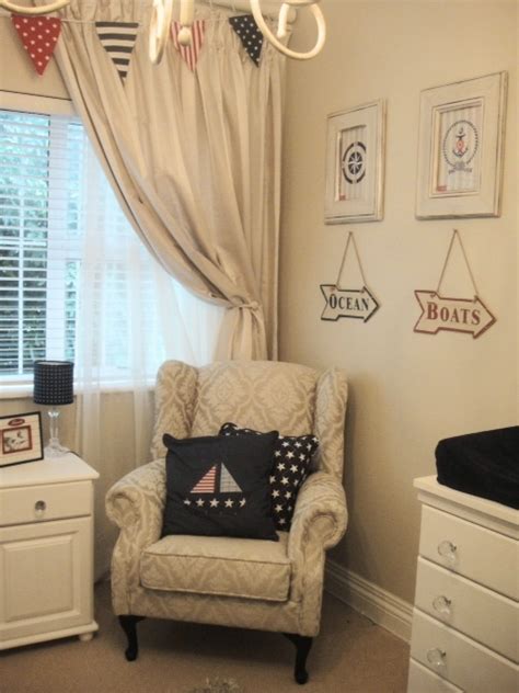 A nautical themed nursery | Lovilee