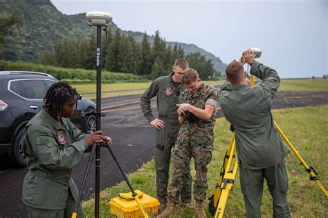 DVIDS - Images - Joint Force Dillingham Airfield Assessment [Image 2 of 13]