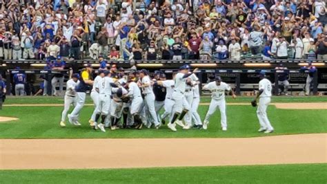 Milwaukee Brewers Record: A Stellar Record of Excellence - Metro League